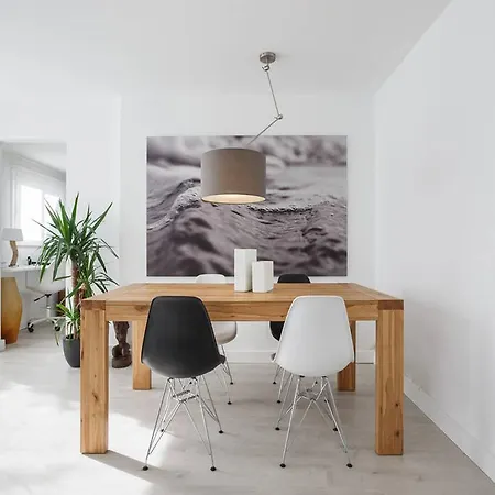 Apartamento Orion شقة كاستيلديفيلس